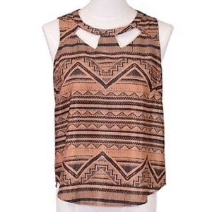 ❇️3/$30❇️ Lulus Lush Aztec/Tribal Cutout Tank Top S